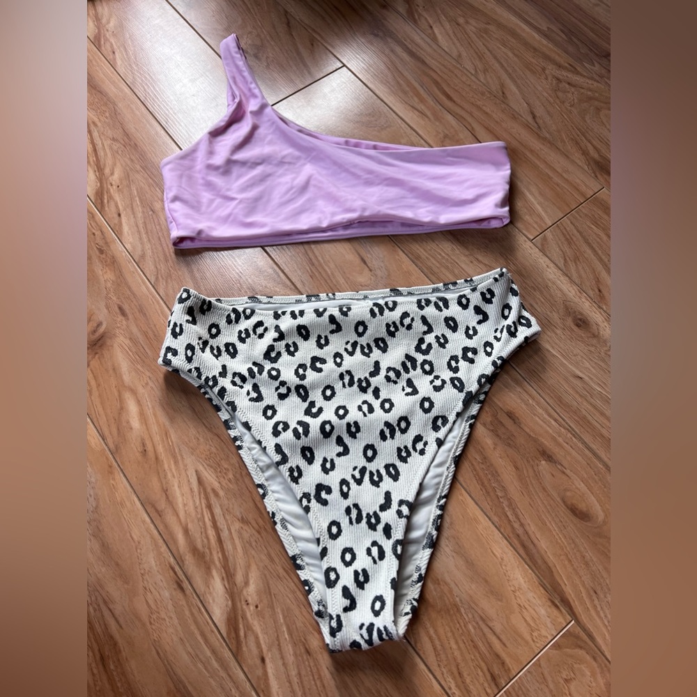 2 One Should Sets. - image 1